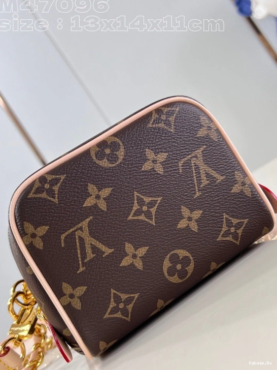 VUITTON LOUIS Just Case-13*14*11.5CM In 0427